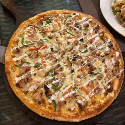 Malaiboti Pizza