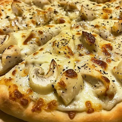 White Sauce Pizza